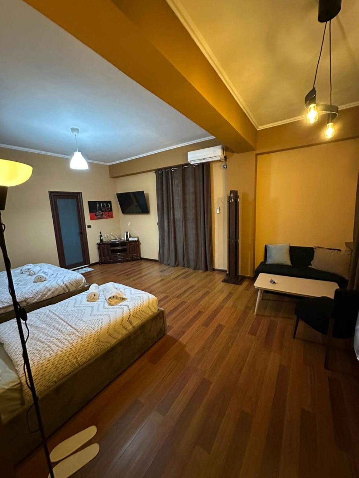 Hotel Mb King Gjirokastër