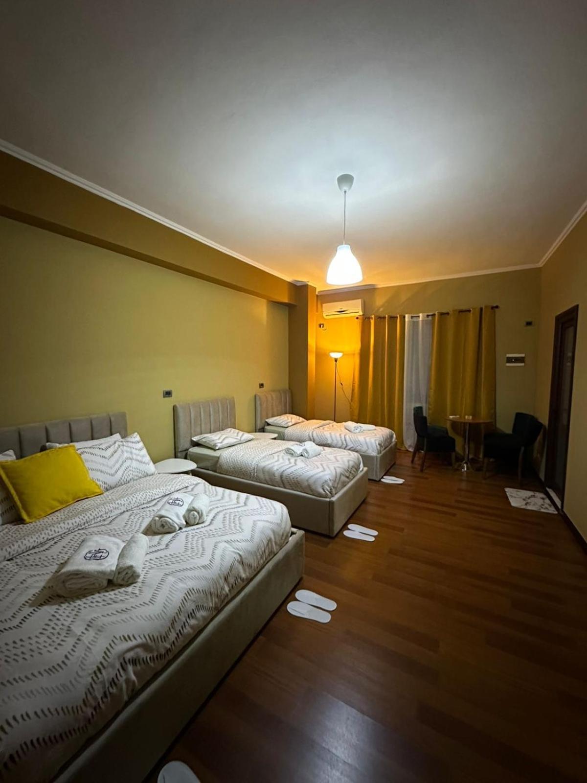Mb King Hotel
